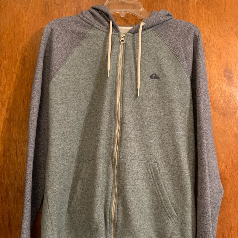 Quiksilver Two-Tone ZIP-Up Hoodie